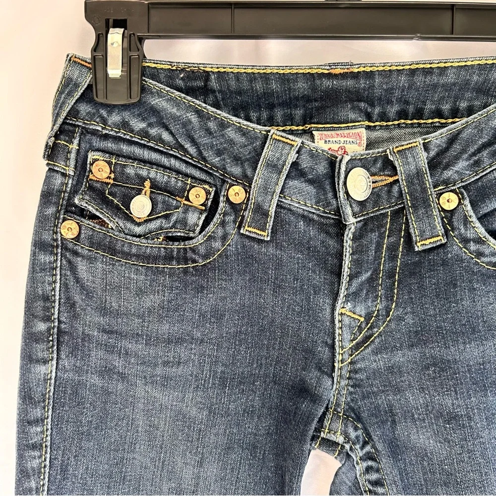 True Religion Women's Denim Jeans with Gold Details Size 26 - Picture 5 of 10